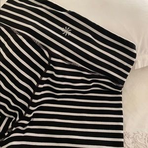 Athleta Stripped cropped  Leggings